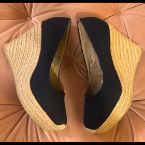 Mossimo Navy Wedge sz. 7.5